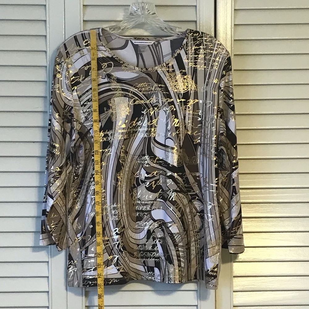 Allison Daley Black and Gold Script Blouse - Picture 2 of 6